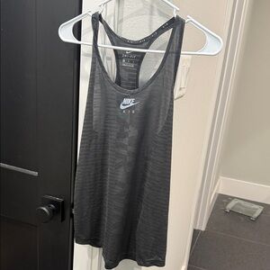 black nike air dri-fit tank top size medium